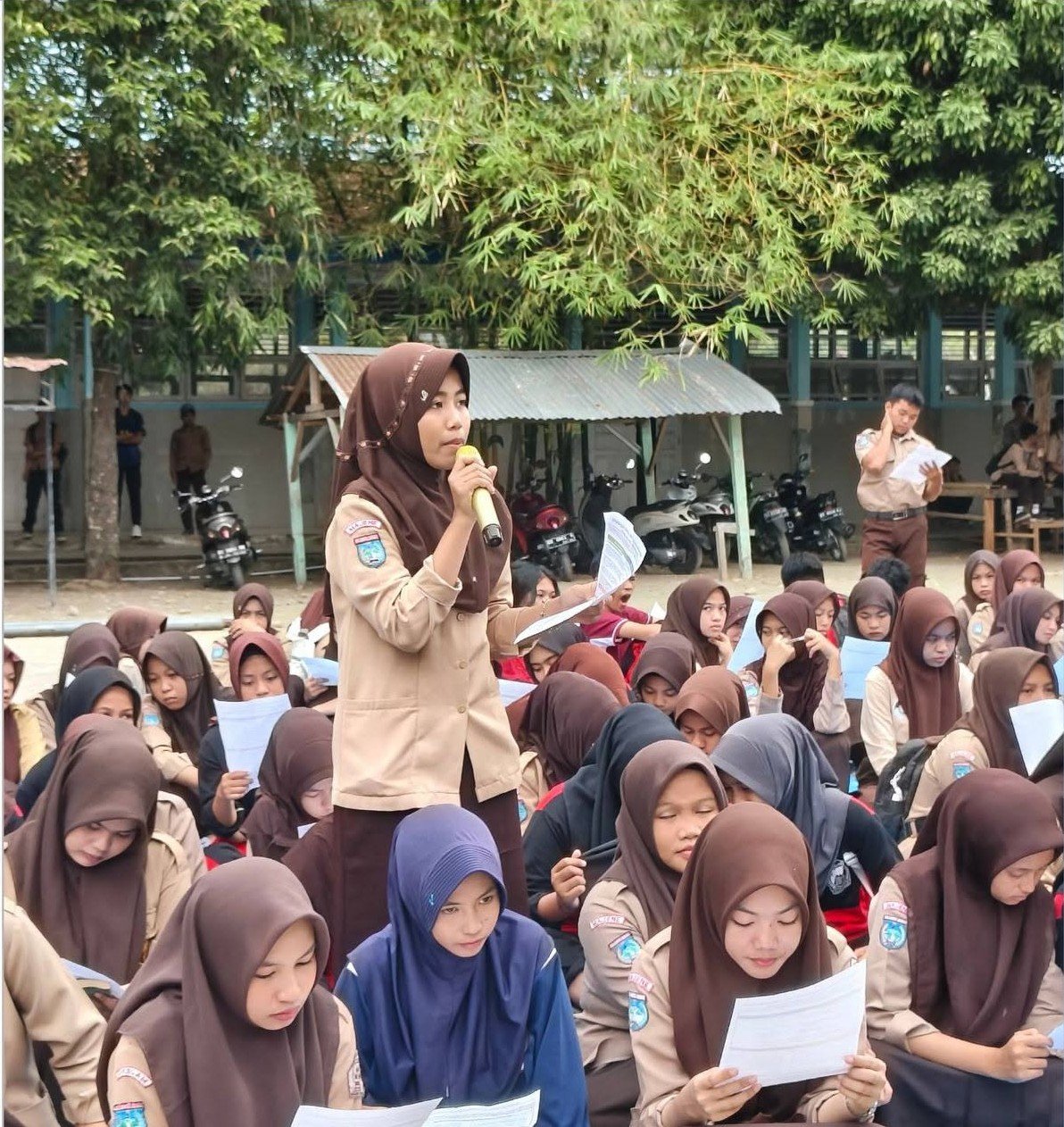 Jum'at Literasi